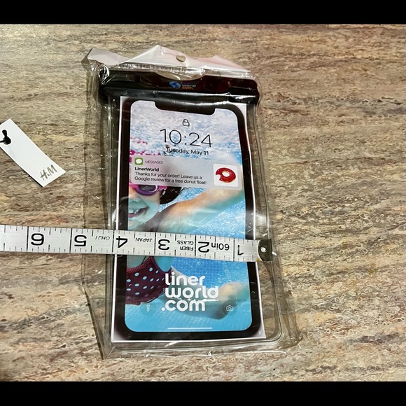 Bundle set of H & M make up bag and waterproof phone pouch/ case. - Picture 6 of 16